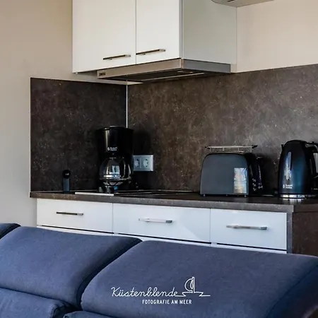 Botel Hausboot Arielle *