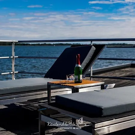 Hausboot Arielle Botel