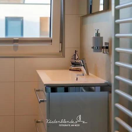 Botel Hausboot Arielle *